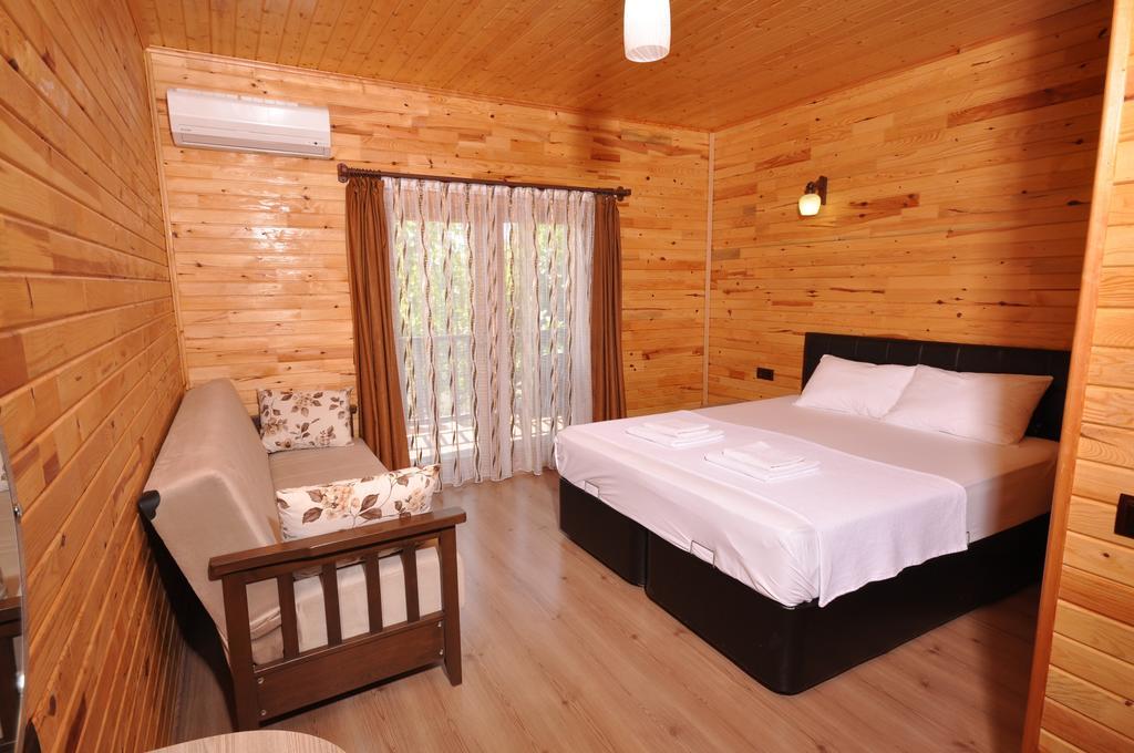 Cesur Pansiyon Hotel Çıralı Luaran gambar
