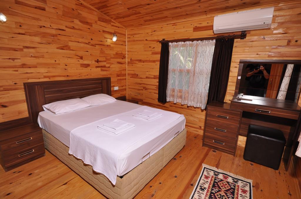 Cesur Pansiyon Hotel Çıralı Luaran gambar